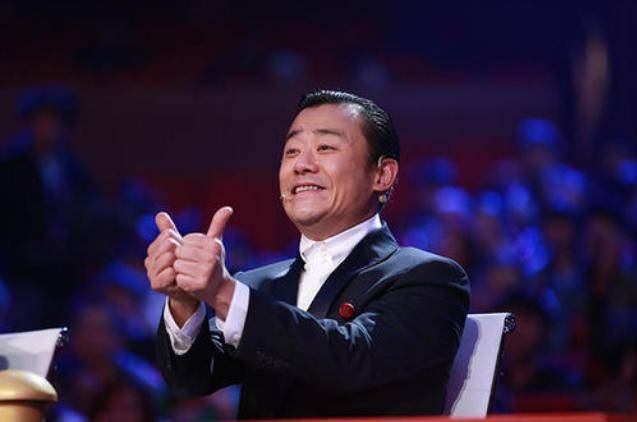 周立波最新消息，舞臺魅力依舊，人生經(jīng)歷更豐富